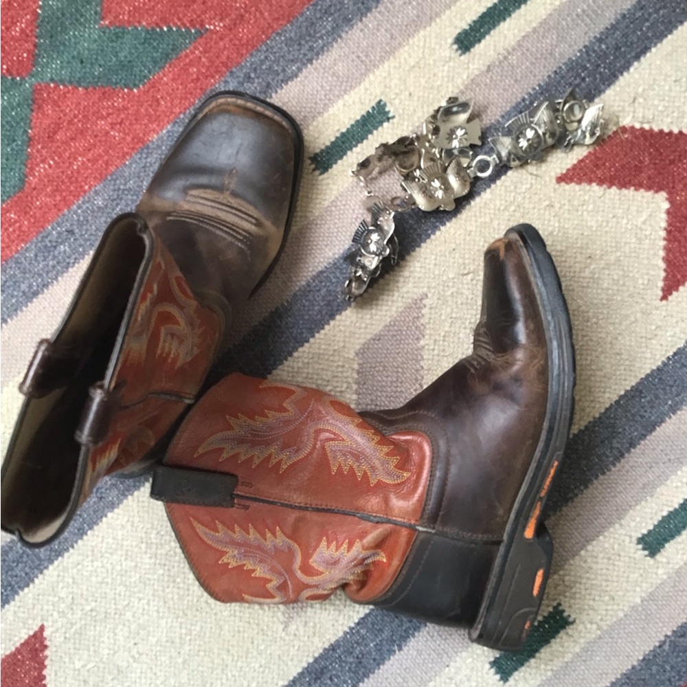 Ariat sz 4 cute brown and tan leather boots